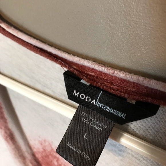 GUC Asymmetrical ‘burnout’ Tee. - Picture 9 of 9